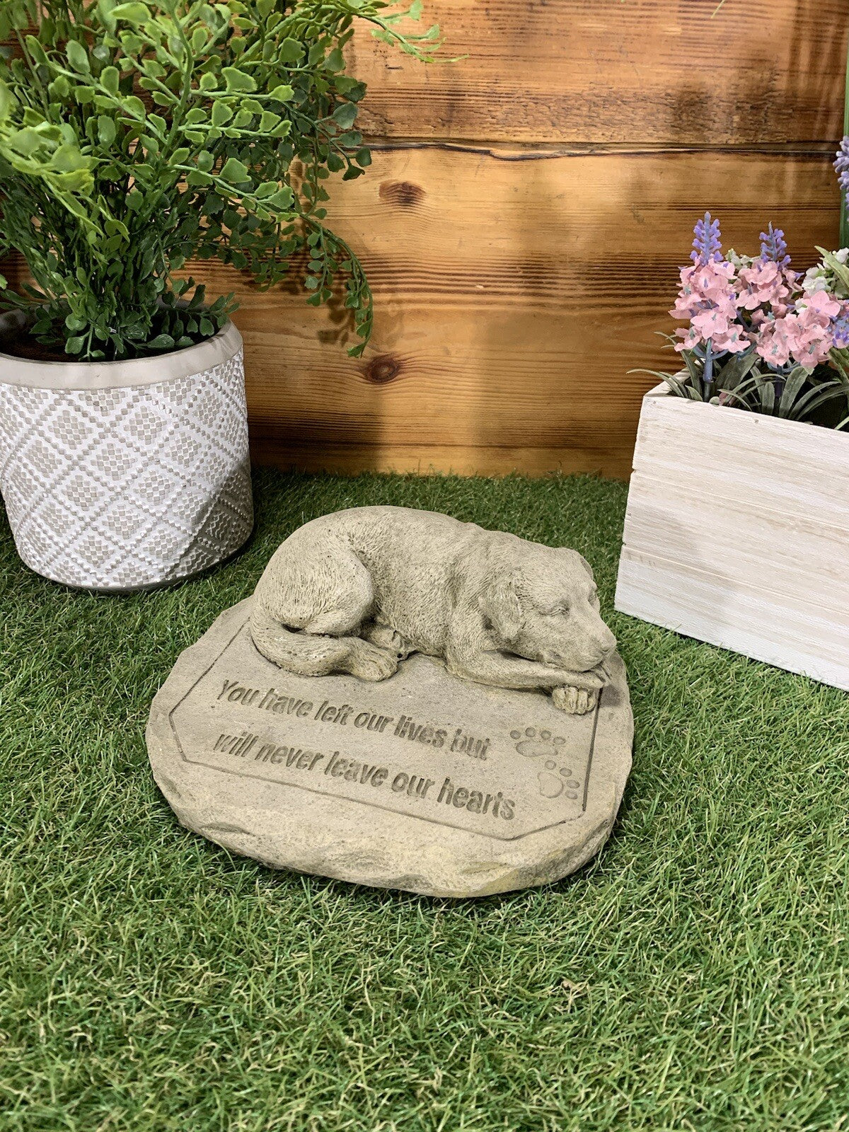 STONE GARDEN MEMORIAL DOG with VERSE STATUE ORNAMENT